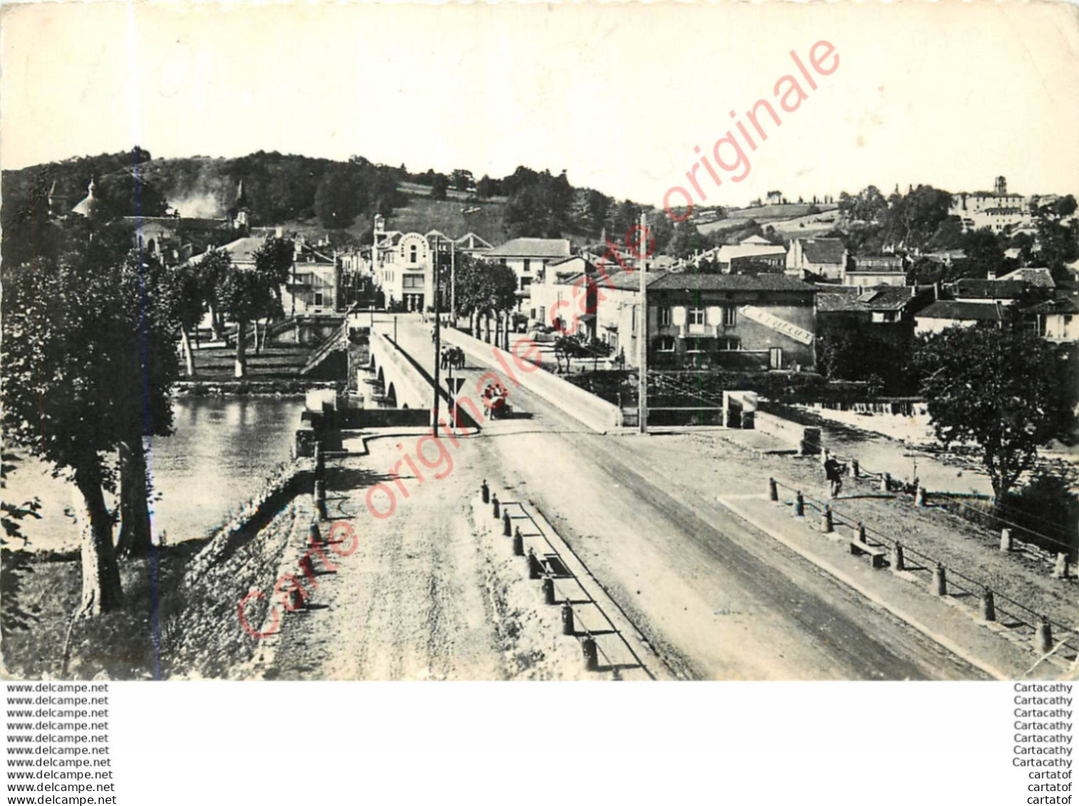 40.  AIRE SUR ADOUR . Le Pont Sur L'Adour Et Entrée De La Ville . - Aire