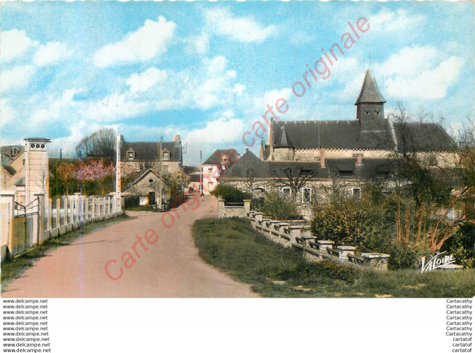 41.  NOYERS SUR CHER .  Vue Générale . L'Eglise . - Noyers Sur Cher