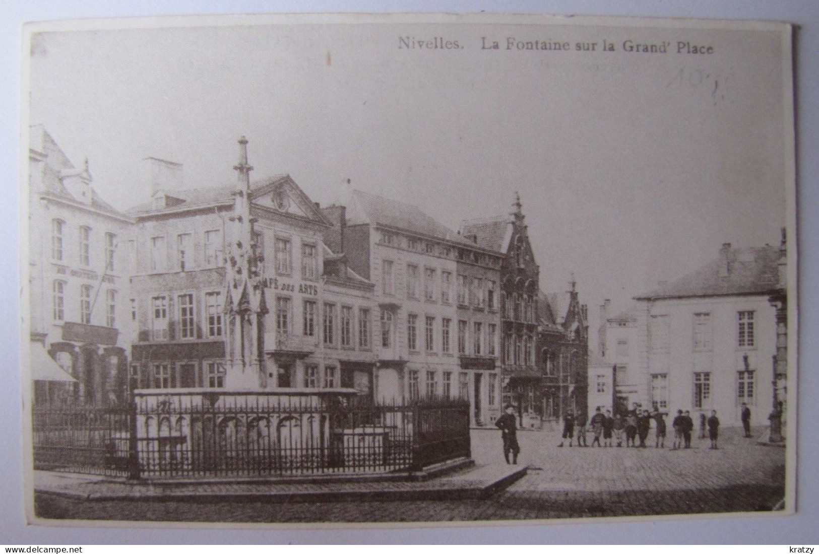 BELGIQUE - BRABANT WALLON - NIVELLES - La Fontaine Sur La Grand'Place - Nijvel