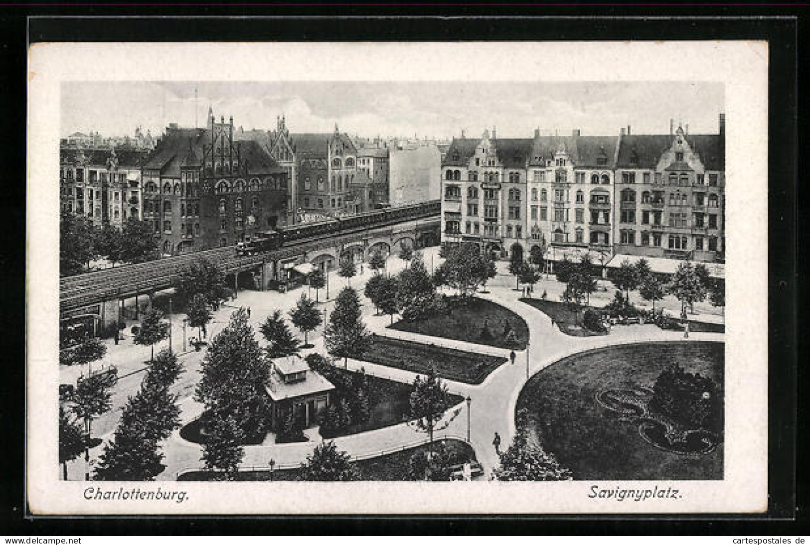 AK Berlin-Charlottenburg, Savignyplatz Aus Der Vogelschau  - Charlottenburg