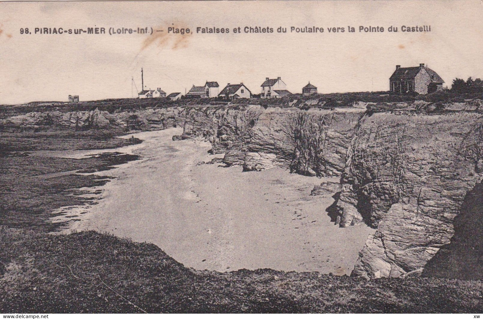 PIRIAC-SUR-MER -44- 2 CPA - Plage, Falaises Et Châlets Du Poulaire Et Vue Générale Du Quai Prise De La Grève - 20-04-24 - Piriac Sur Mer