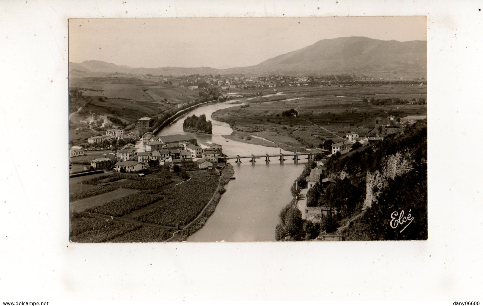 BEHOBIE - Le Bidasson - Le Pont International Et Béhobia (Espagne) (carte Photo) - Béhobie