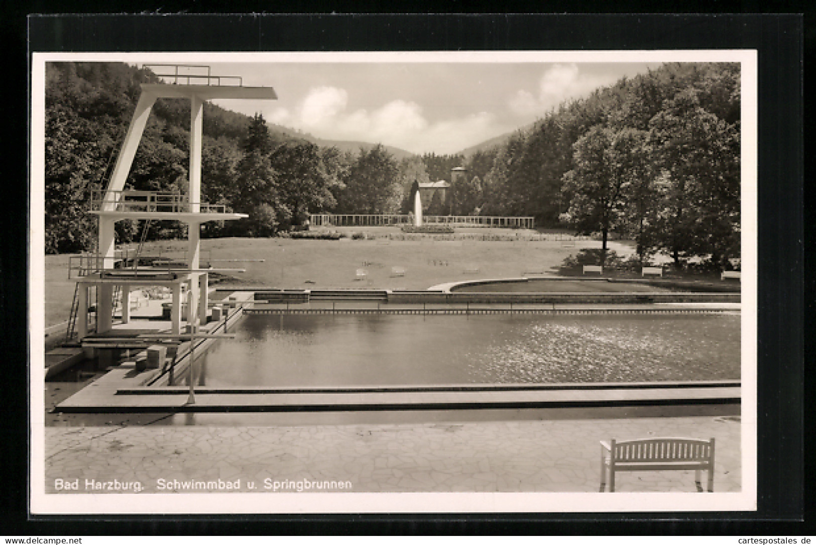 AK Bad Harzburg, Schwimmbad Und Springbrunnen  - Bad Harzburg