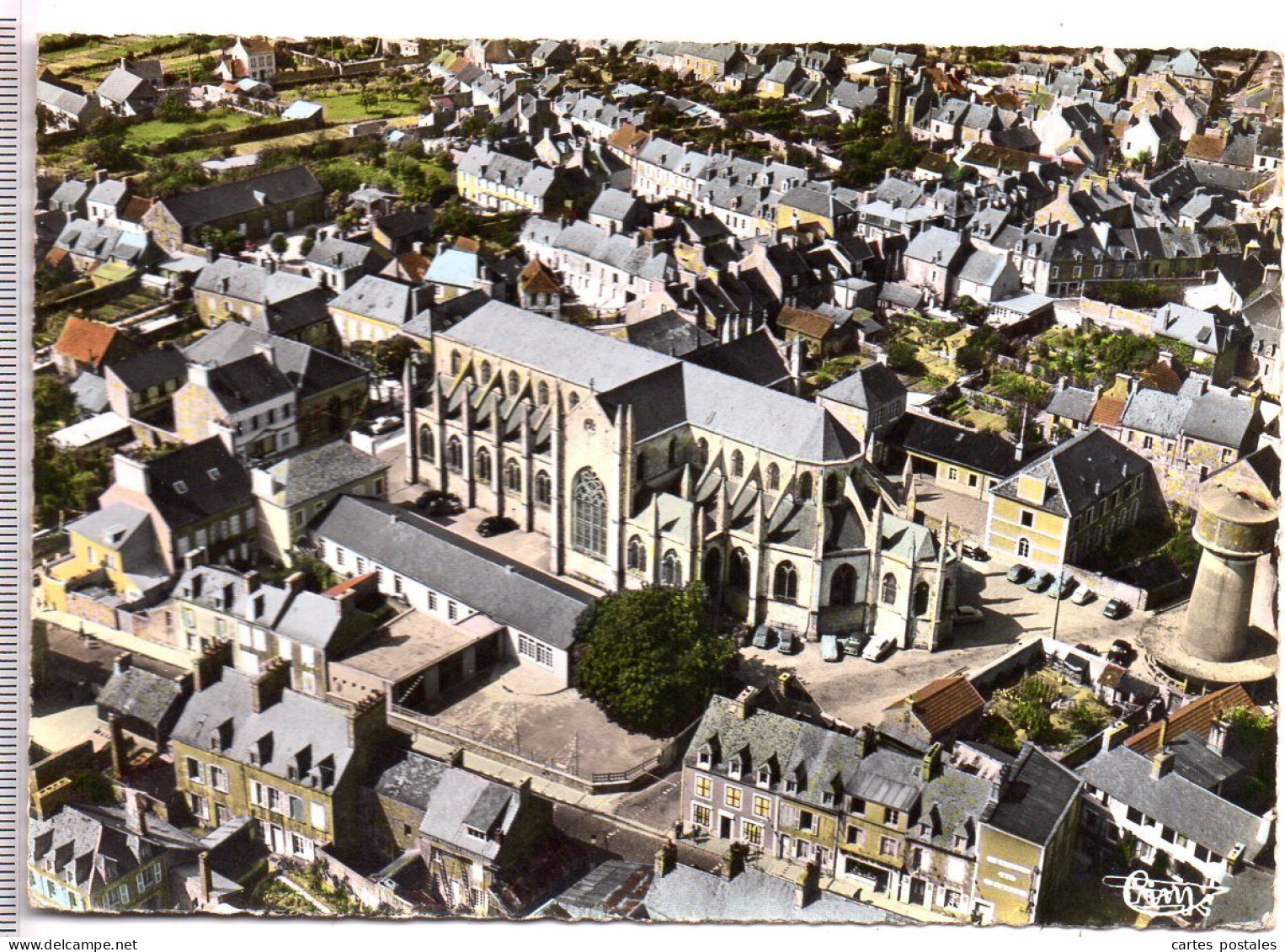 SAINT VAAST LA HOUGUE  Vue Générale - Saint Vaast La Hougue