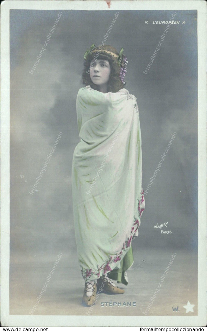 Az772  Cartolina Personaggi Famosi Etephane Attrice Actress Teatro - Artisti