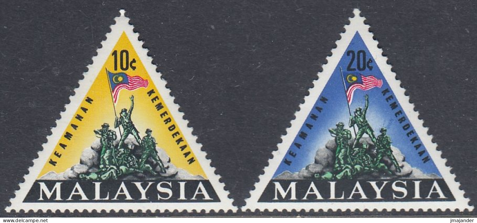 Malaysia 1966 - National Monument, Kuala Lumpur - Mi 30-31 ** MNH - Malaysia (1964-...)