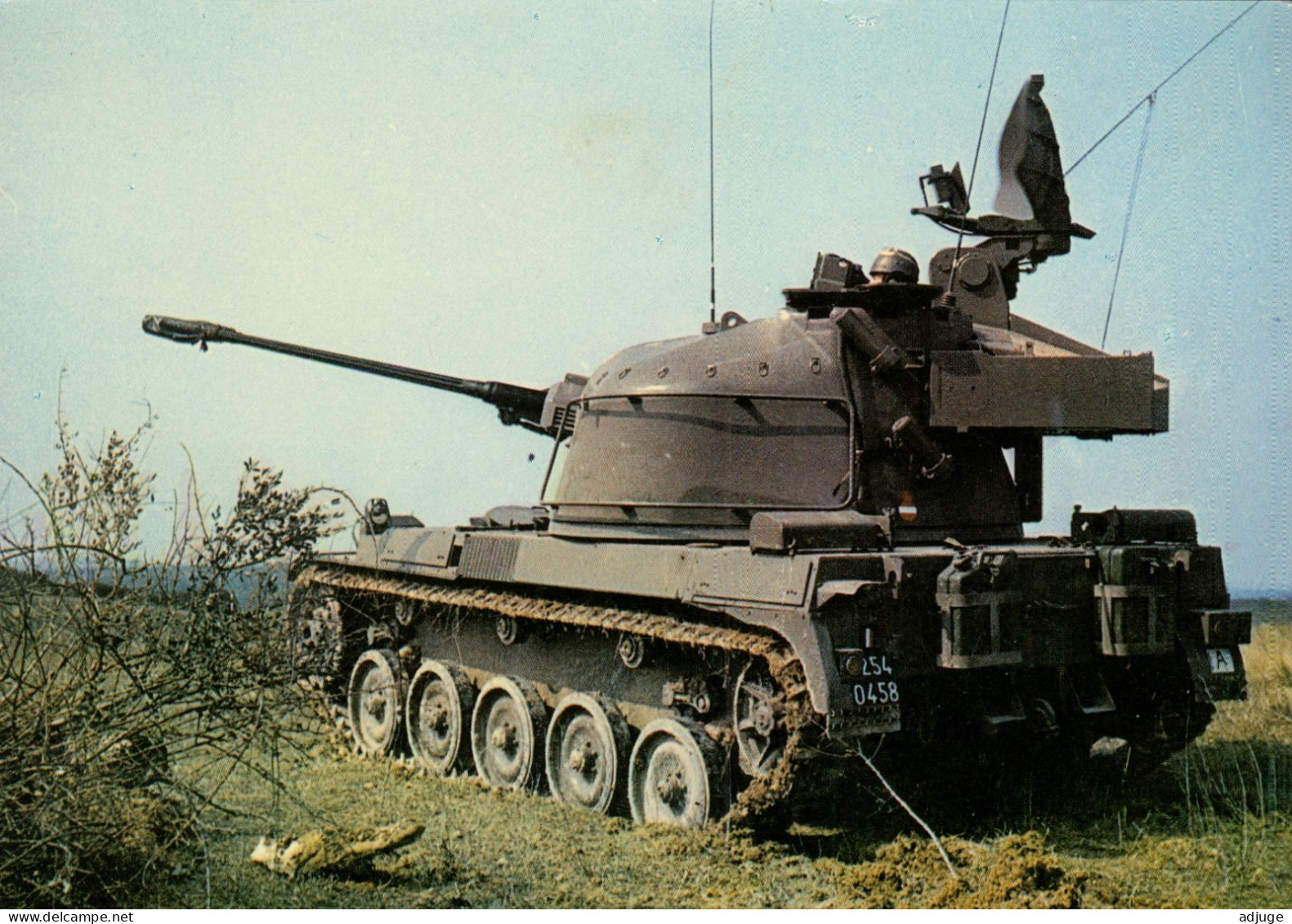 CPM- ARMÉE - Char D'Assaut - Canon Bitube De 30- Radar Déployé - Exercice** - Materiale