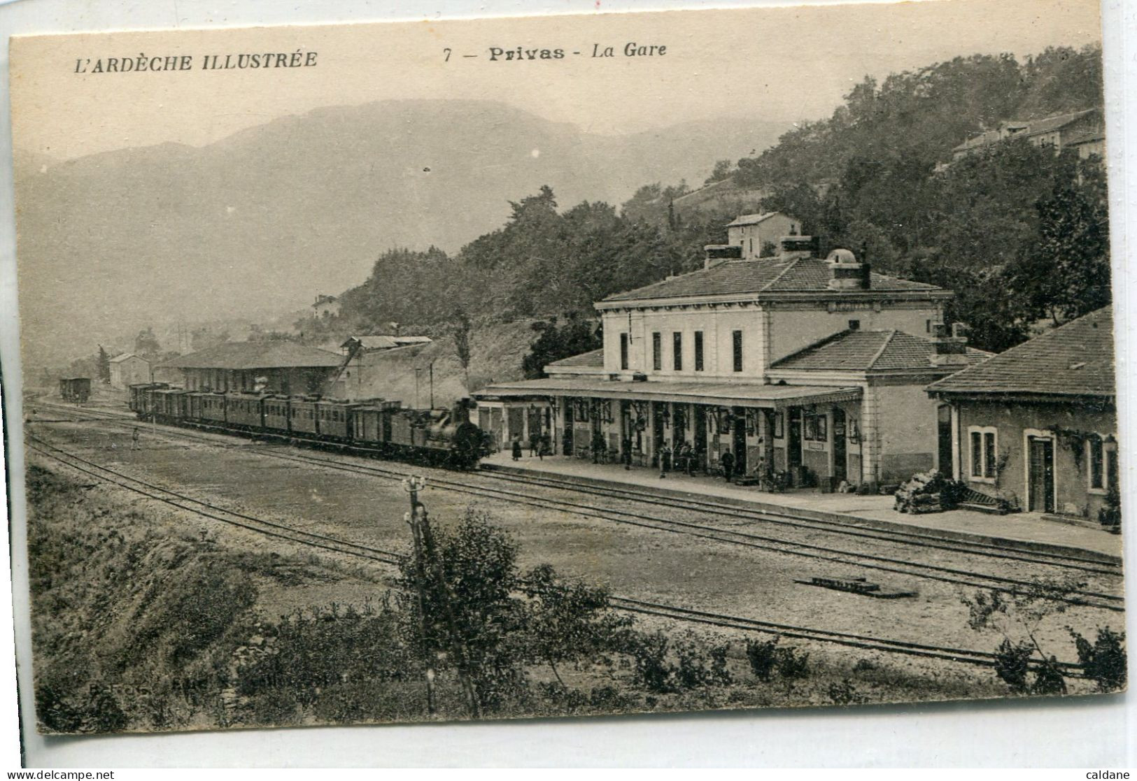 - 07 -  ARDECHE  - PRIVAS - La. Gare - Stations With Trains