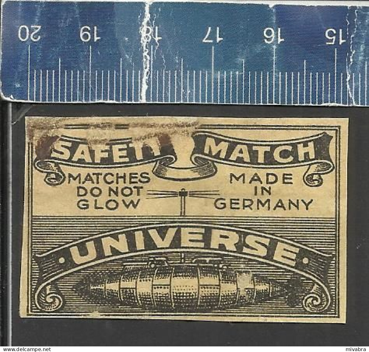 UNIVERSE ( SUBMARINE SOUS-MARIN ONDERZEEËR - U-BOOT) -  ALTES DEUTSCHES STREICHHOLZ ETIKETT - OLD MATCHBOX LABEL GERMANY - Zündholzschachteletiketten