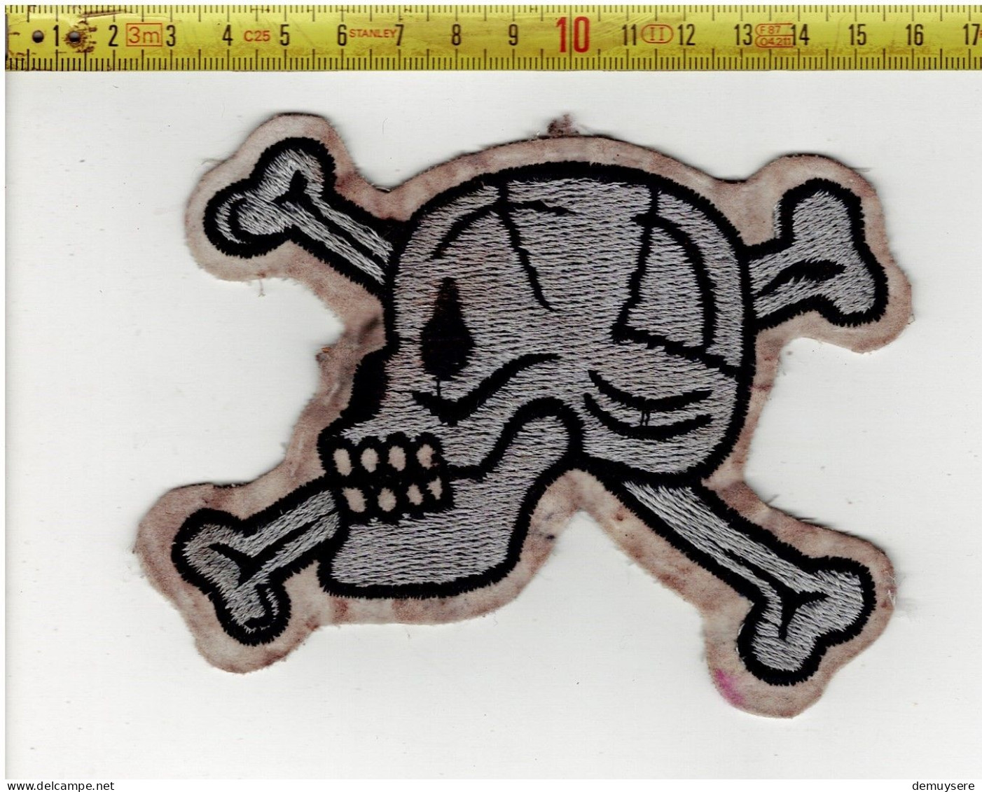 LADE O  -  TEXTIEL DOODSHOOFD - TÊTE DE MORT - Patches