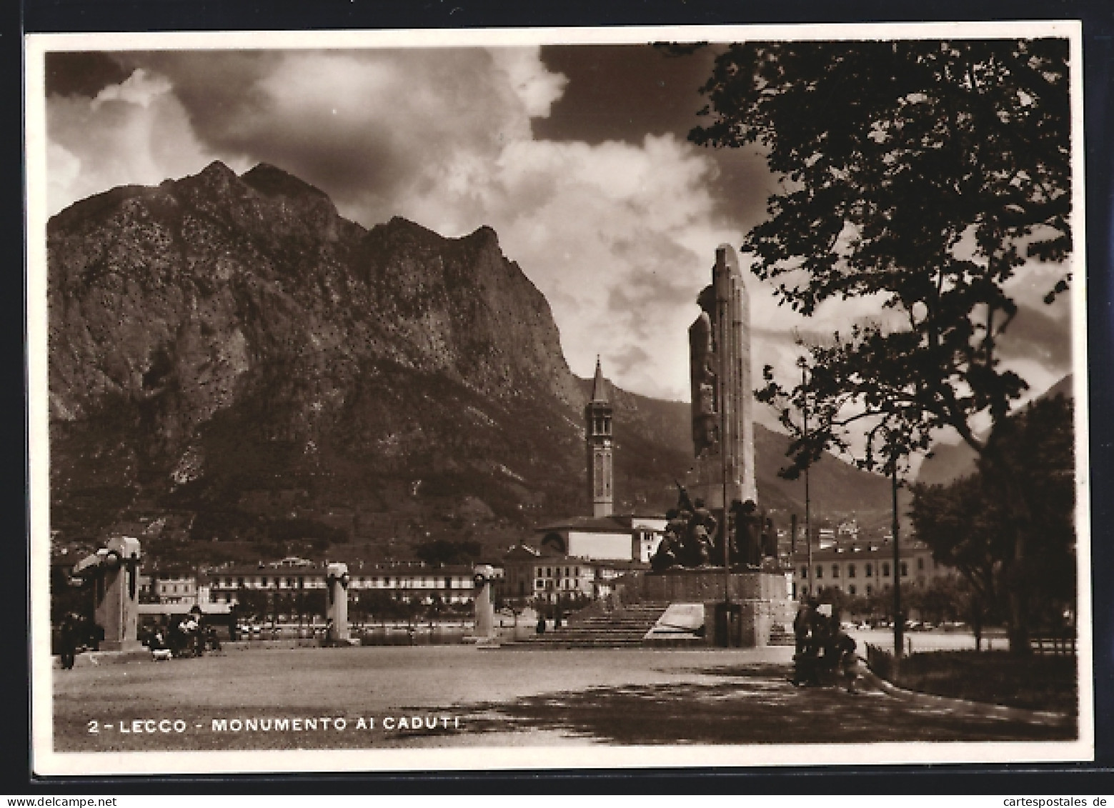 Cartolina Lecco, Monumento Ai Caduti  - Lecco