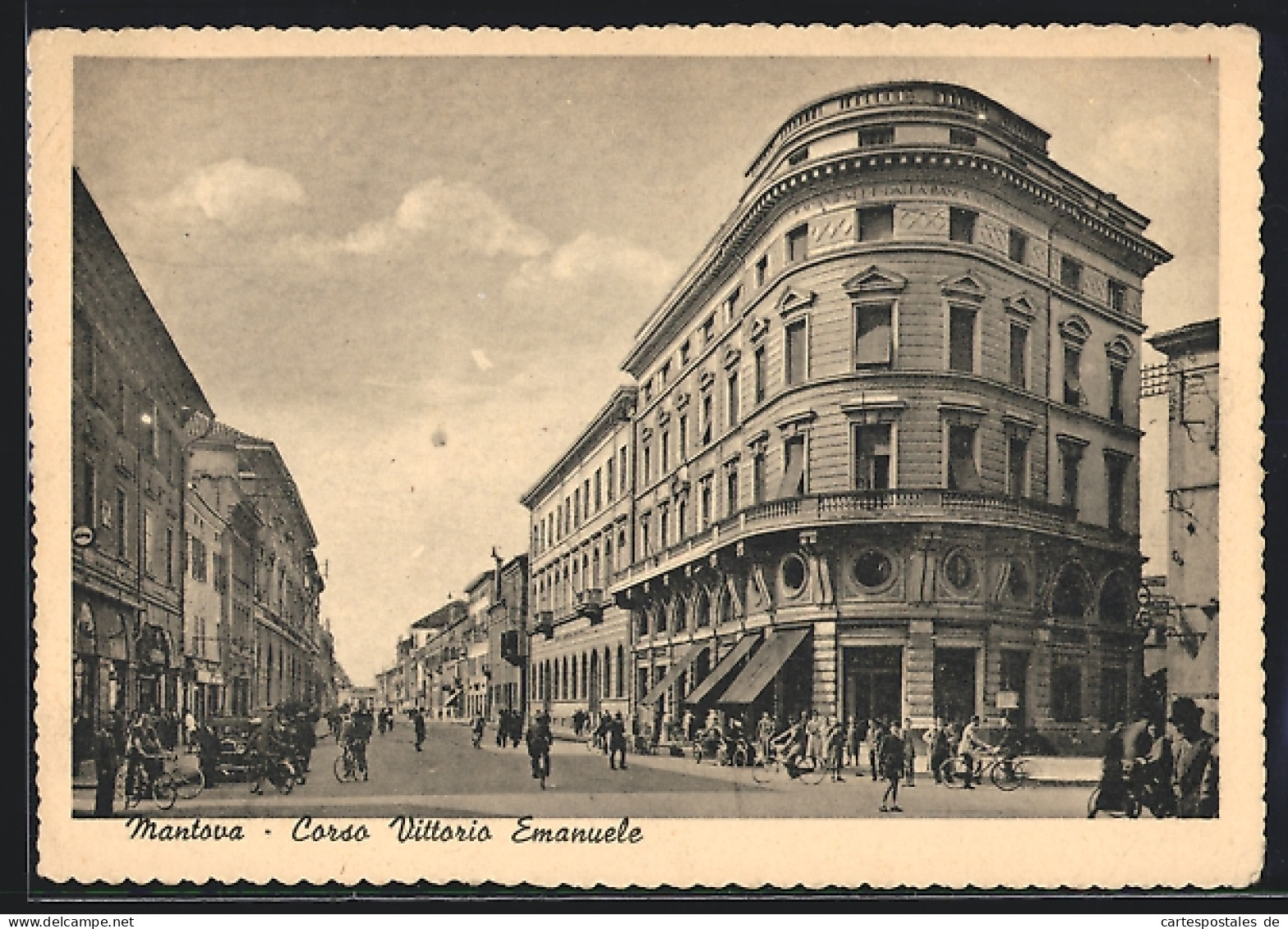 Cartolina Mantova, Corso Vittorio Emanuele  - Mantova