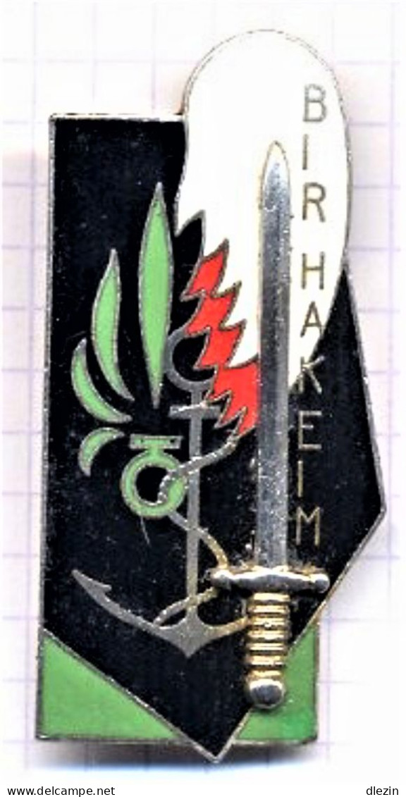 Bir Hakeim. ESM. Inscription Coté Droit. émail Grand Feu, Original Mais Attaches Refaites. Arthus Bertrand. - Armée De Terre