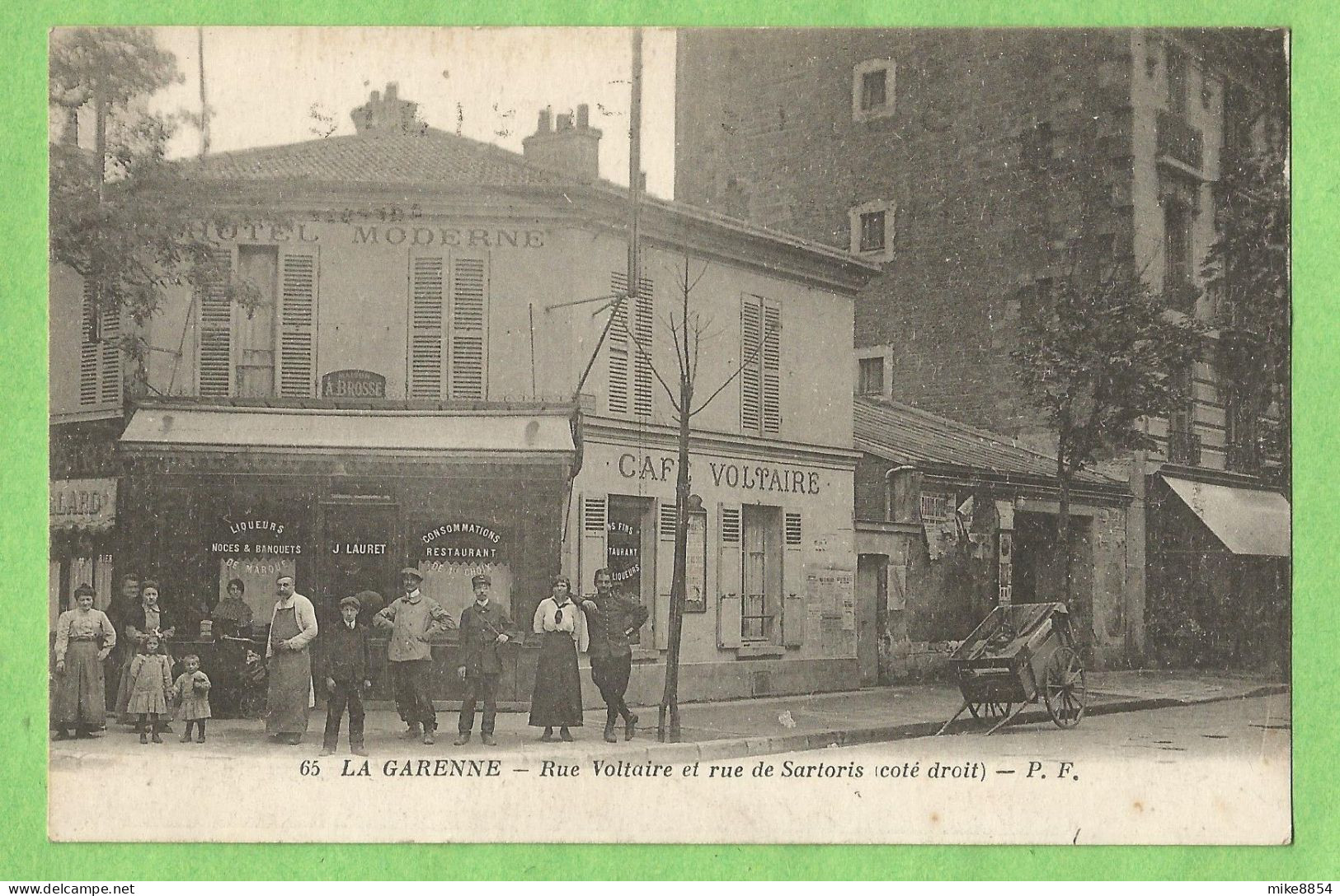 A179  CPA  LA GARENNE (Seine)  Rue Voltaire Et Rue De Sartoris (côté Droit)  CAFE VOLTAIRE  HOTEL MODERNE   ++ - La Garenne Colombes