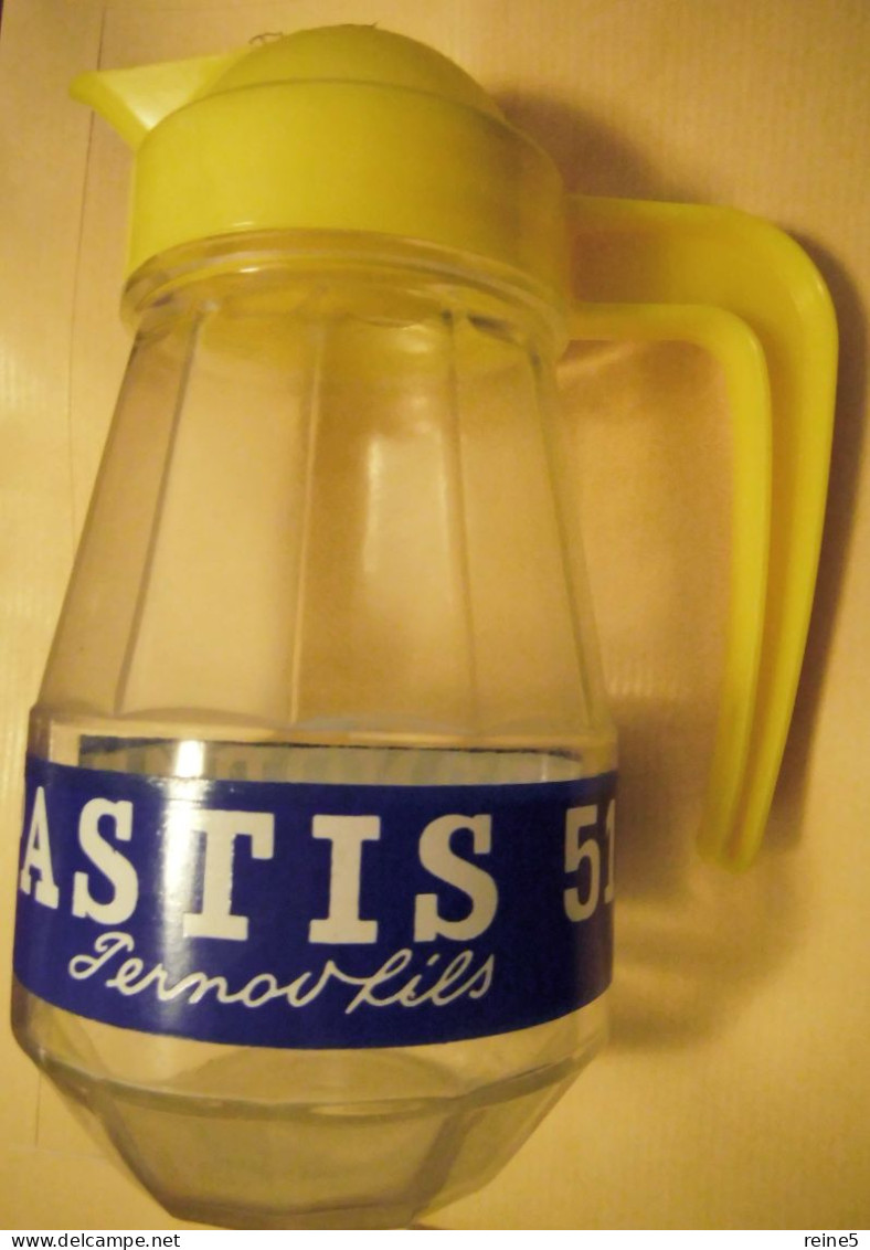 CARAFE PASTIS 51 PERNOD FILS & L'Autre Coté PERNOD 45 PERNOD FILS -HAUTEUR De 20 Cm -TRES BON ETAT -REF -0-1-CAR-5151 - Jarras