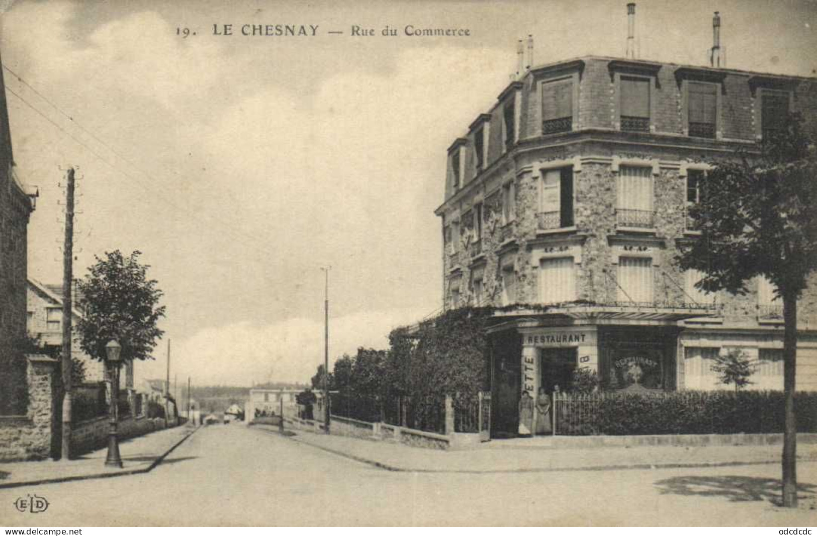 LE CHESNAY  Rue Du Commerce Restaurant R V - Le Chesnay