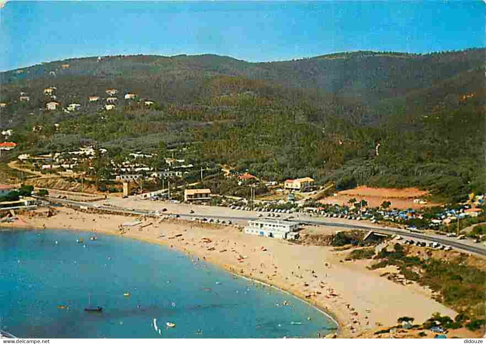 83 - Les Issambres - La Gaillarde - Plage - Camping Au Paradis Des Campeurs - Vue Aérienne - CPM - Voir Scans Recto-Vers - Les Issambres