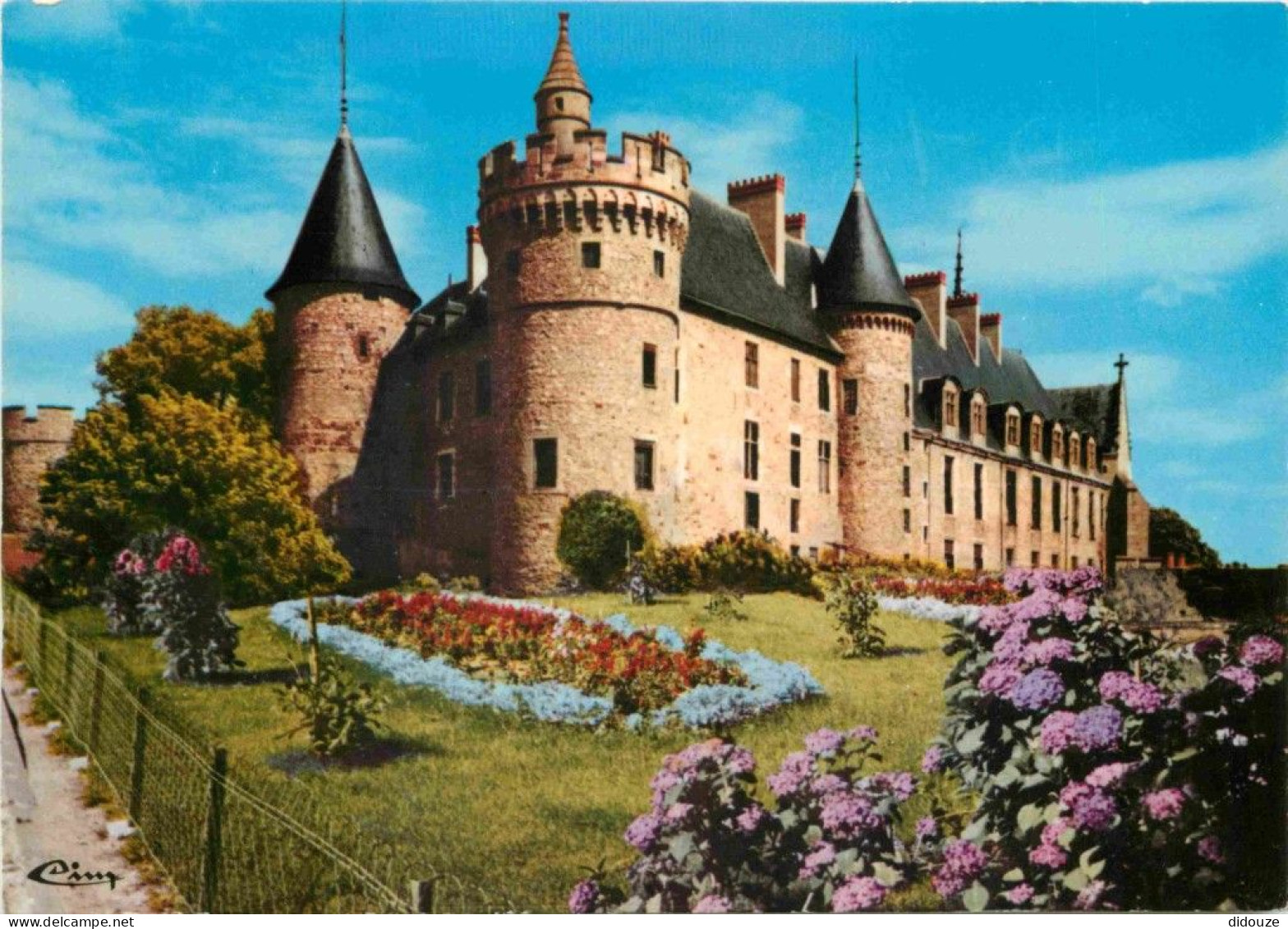 03 - Lapalisse - Le Château - Fleurs - CPM - Carte Neuve - Voir Scans Recto-Verso - Lapalisse