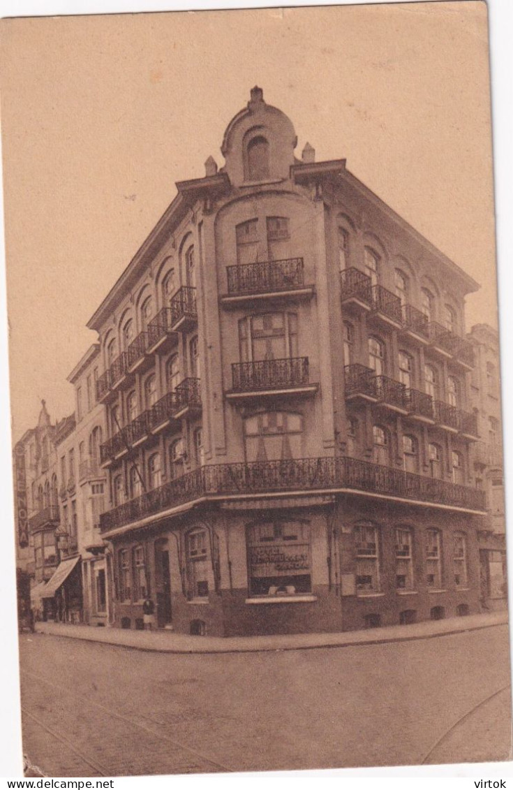 KNOKKE :  HOTEL ..............  Ecrit Avec Timbre - Met Zegel - Knokke