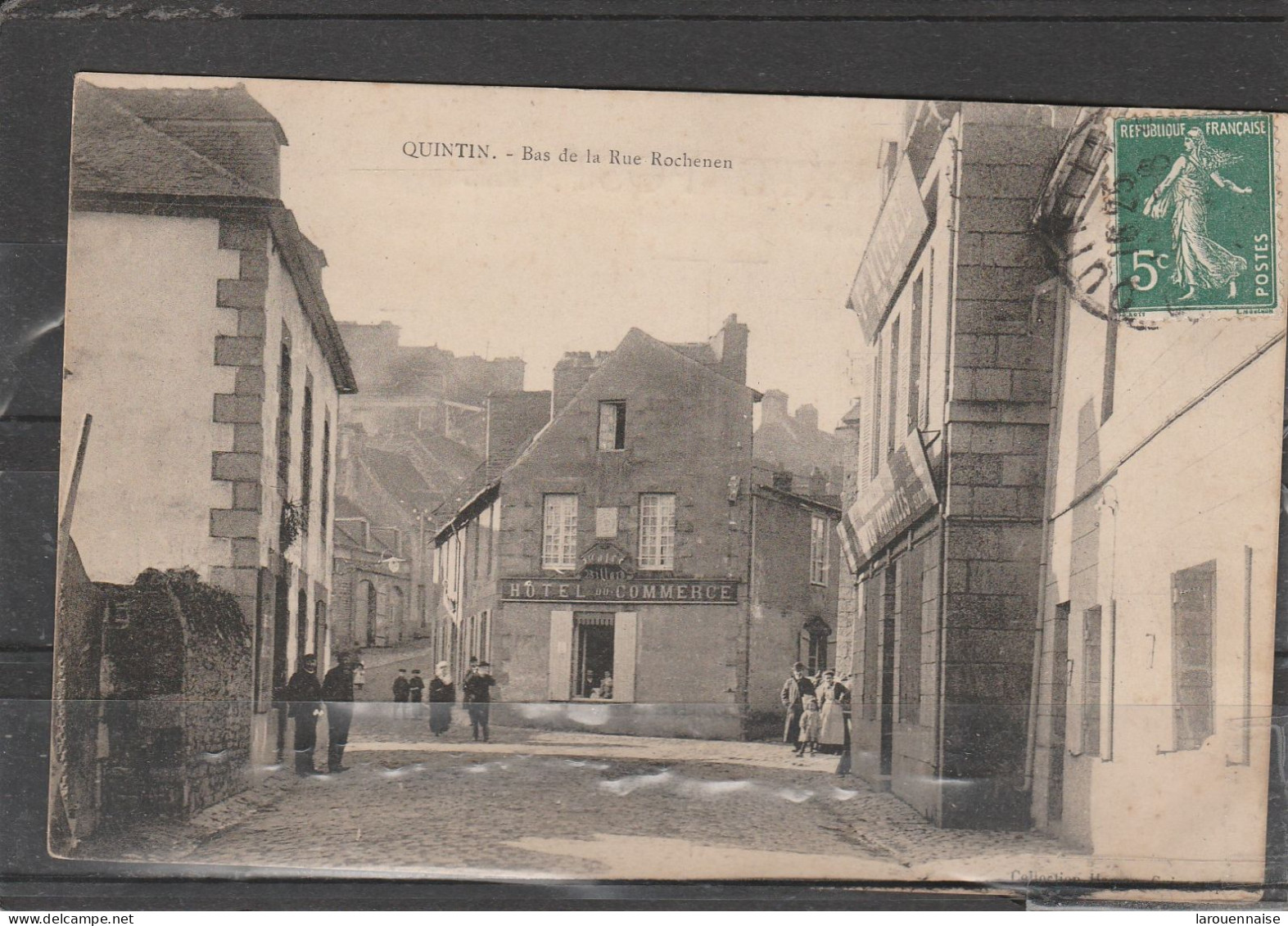 22 - QUINTIN - Bas De La Rue Rochenen - Quintin