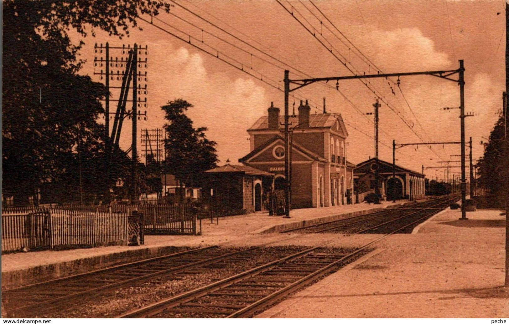 N°443 W -cpa Salbris -la Gare- - Bahnhöfe Ohne Züge