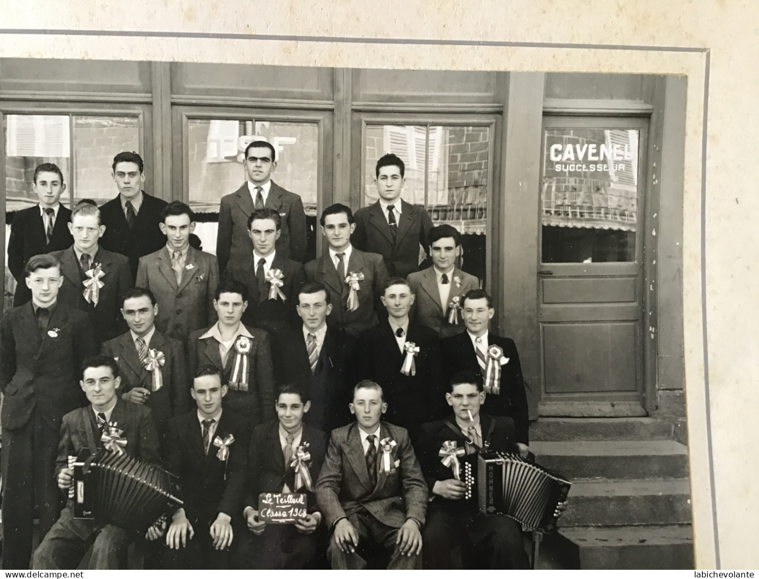 DOMFRONT-Le-TEILLEUL. Photo. Conscrits Classe 1948. Accordéonistes - Non Classés