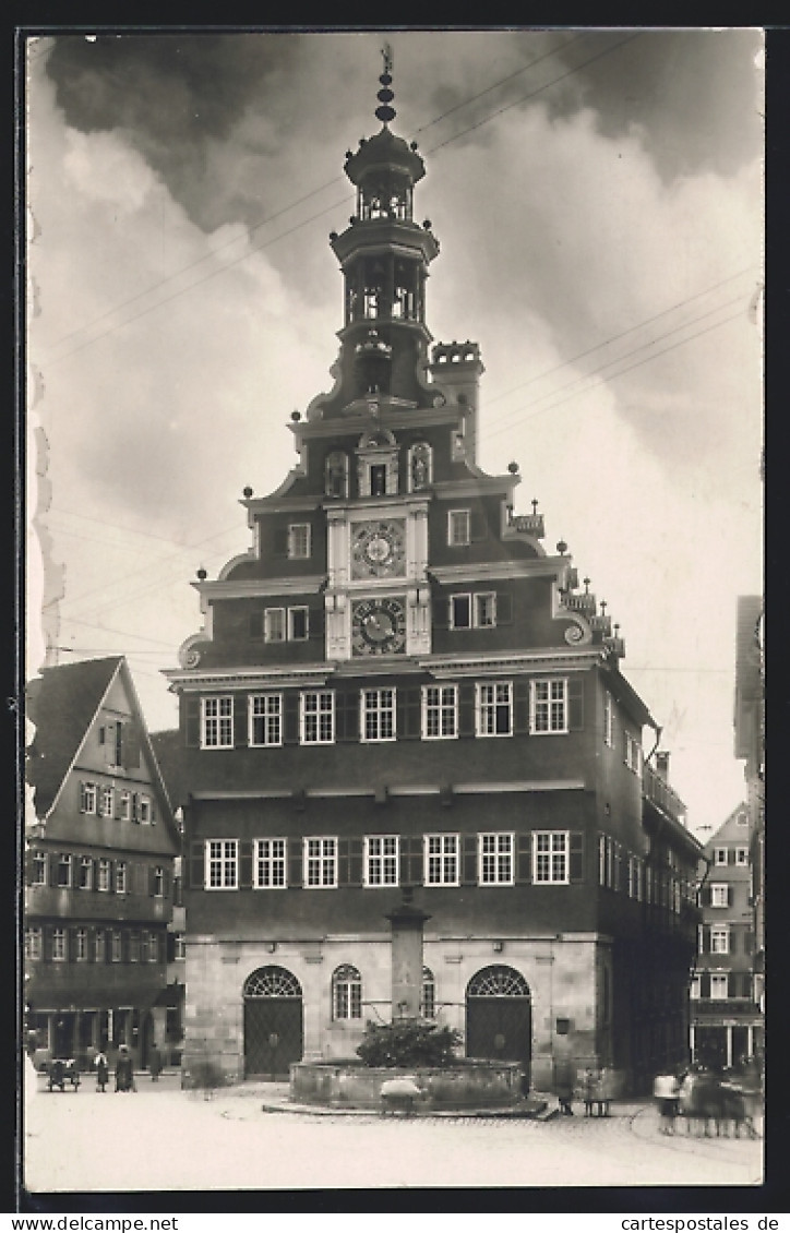 AK Esslingen A. Neckar, Blick Auf Das Alte Rathaus  - Esslingen