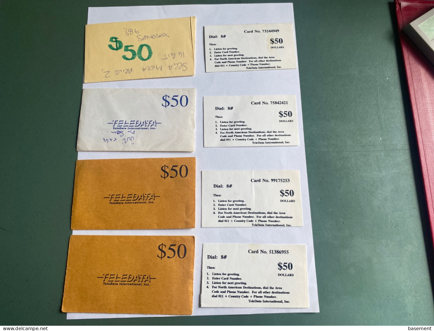 - 2 - TeleData 4 Cards With Envelopes - Leger