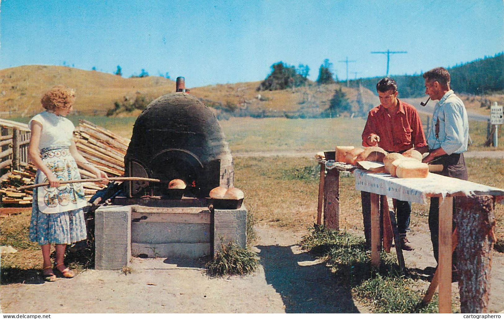 People Baking Bread In Old Oven - Recipes (cooking)