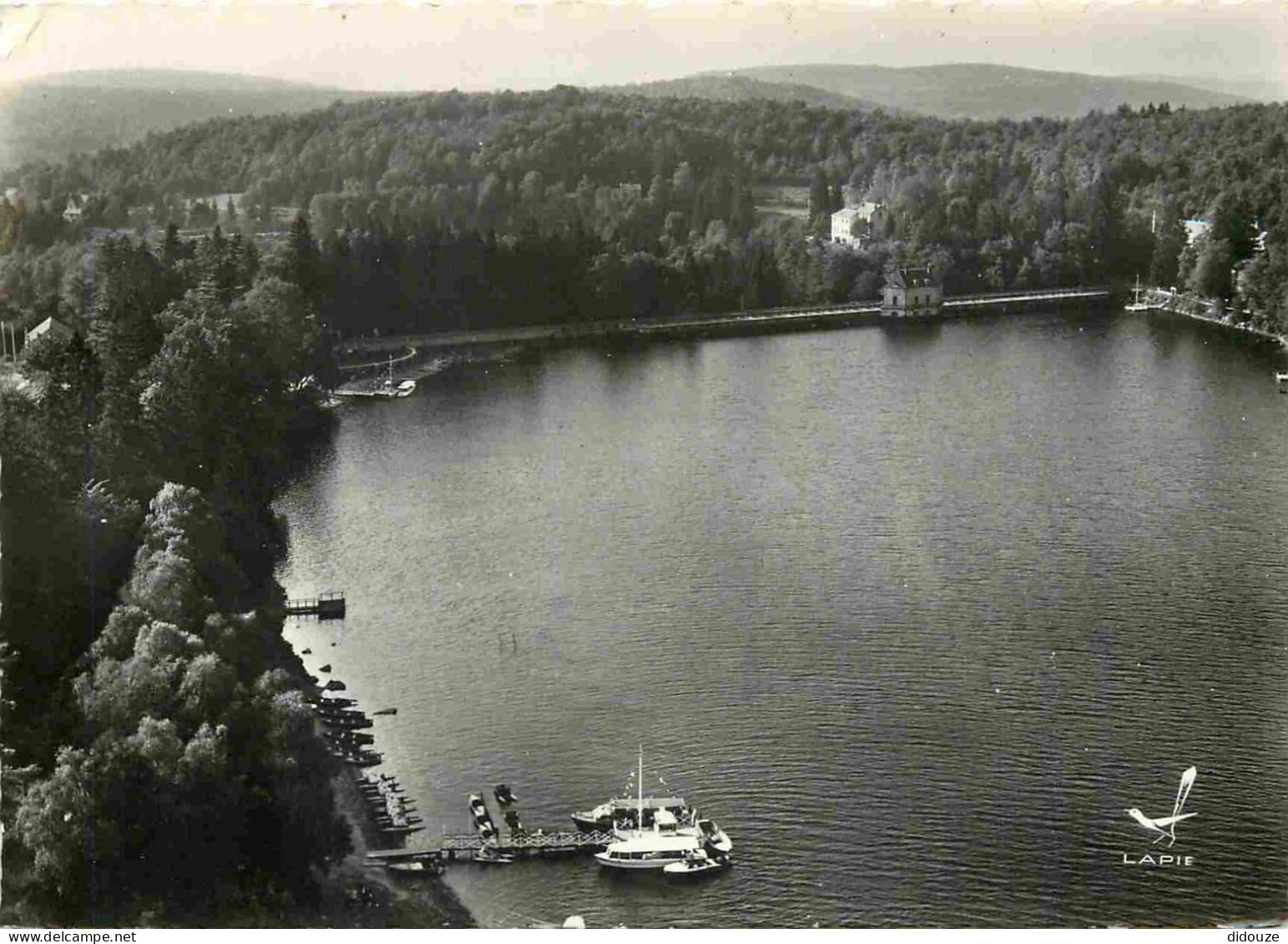 58 - Montsauche Les Settons - Lac Des Settons - La Digue Et L'Embarcadère - Vue Aérienne - Mention Photographie Véritabl - Montsauche Les Settons