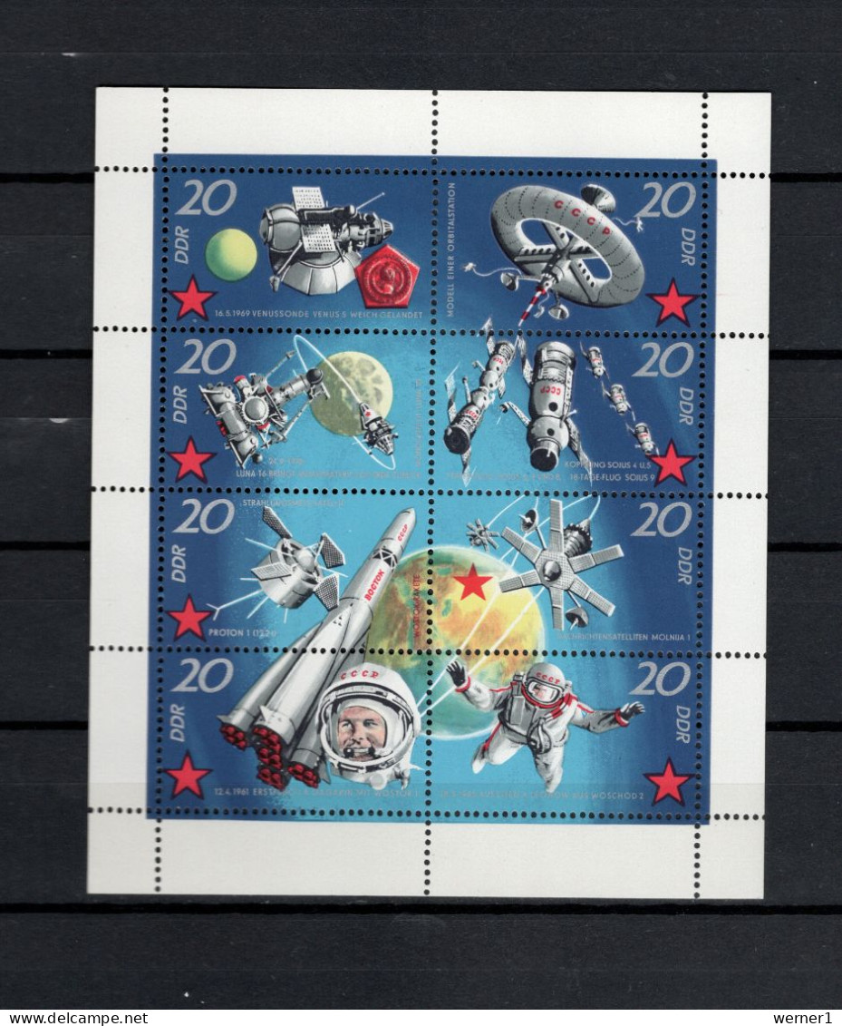 DDR 1971 Space, 10 Years Of Manned Spaceflights Sheetlet MNH - Europa