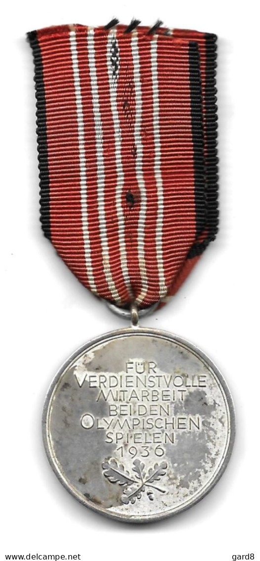 Médaille Des Jeux Olympiques De 1936  - époque Du NSDAP    - Ruban D'origine - Altri & Non Classificati