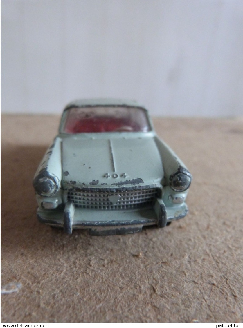 DINKY TOYS FRANCE - MECCANO - PEUGEOT 404 - 553 - Dinky