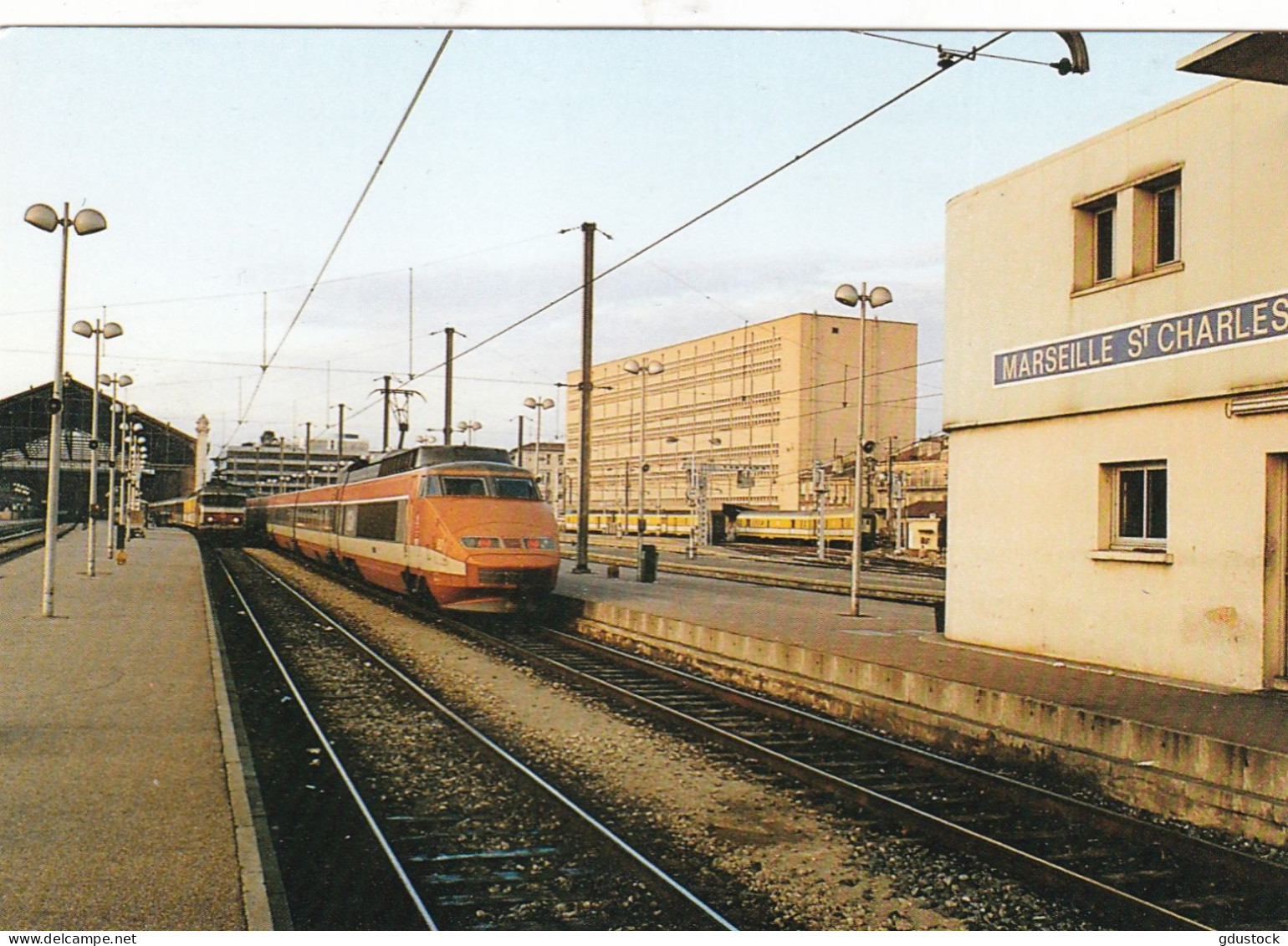 Gare Marseille St-Charles - Bahnhöfe Mit Zügen