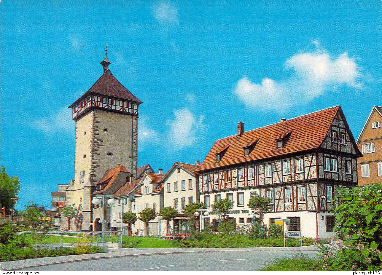 Reutlingen - Vue Sur La Porte De Tübingen - Reutlingen