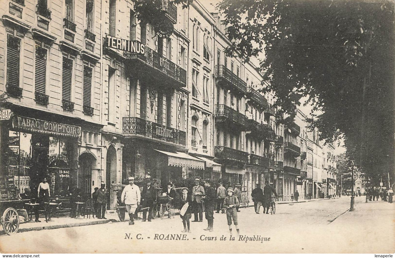 D7429 ROANNE Cours De La République - Roanne