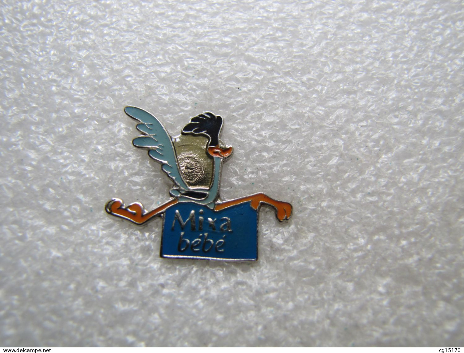 PIN'S    MIXA  BEBE   BIP BIP   WARNER BROS - BD