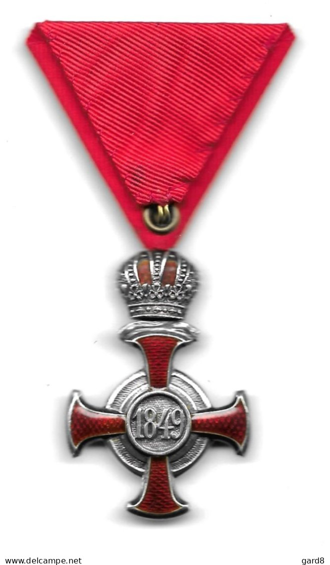 Croix Du Mérite De L'Empire D'Autriche-Hongrie, En Argent Avec Couronne - Before 1871