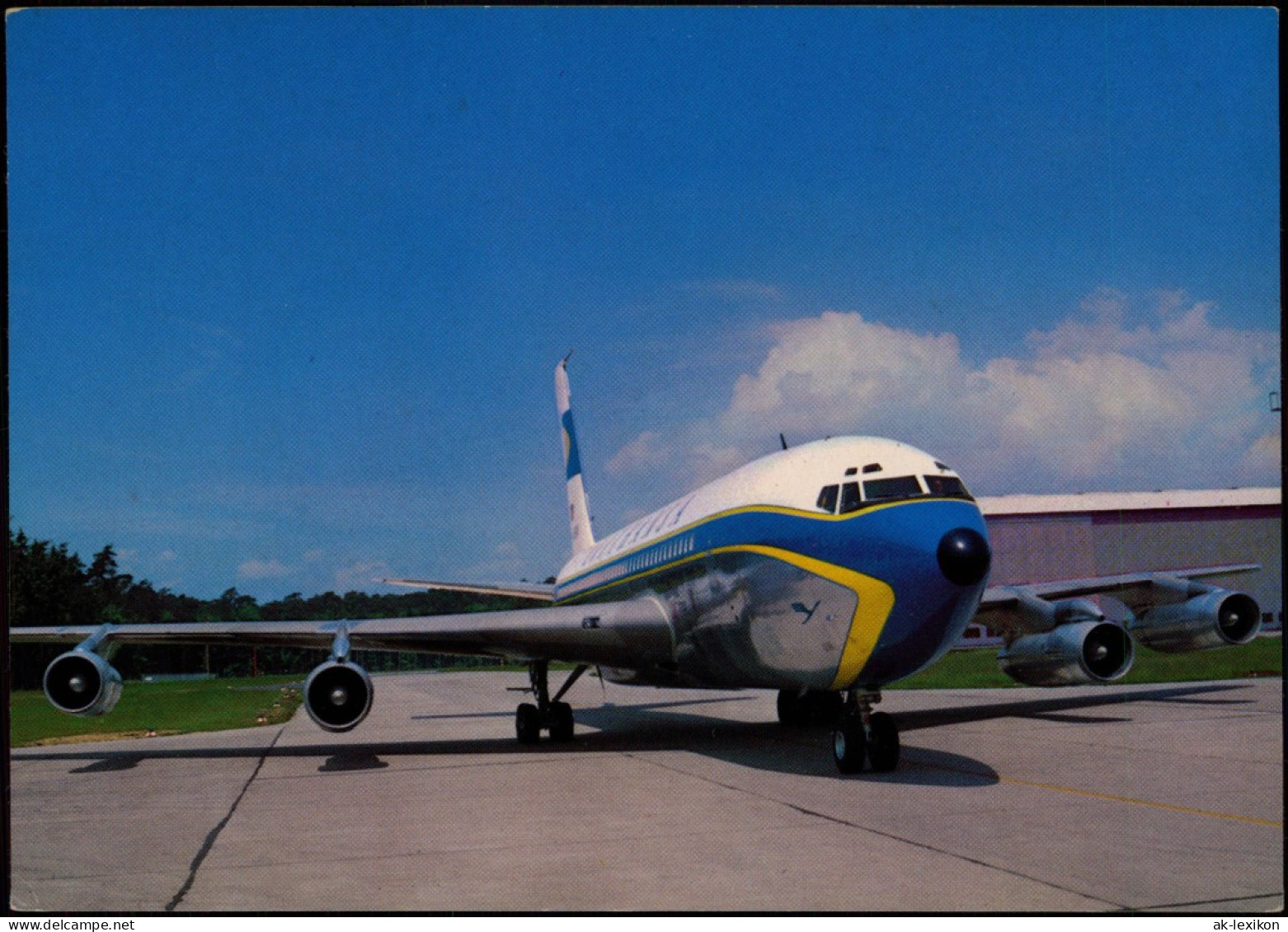 Ansichtskarte  Flugzeuge - Boeing Lufthansa Airplan Auf Rollfeld 1981 - 1946-....: Era Moderna