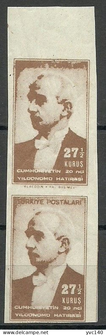 Turkey; 1943 20th Anniv. Of The Republic 27 1/2 K. ERROR "Imperf. Corrupted Print" - Nuovi