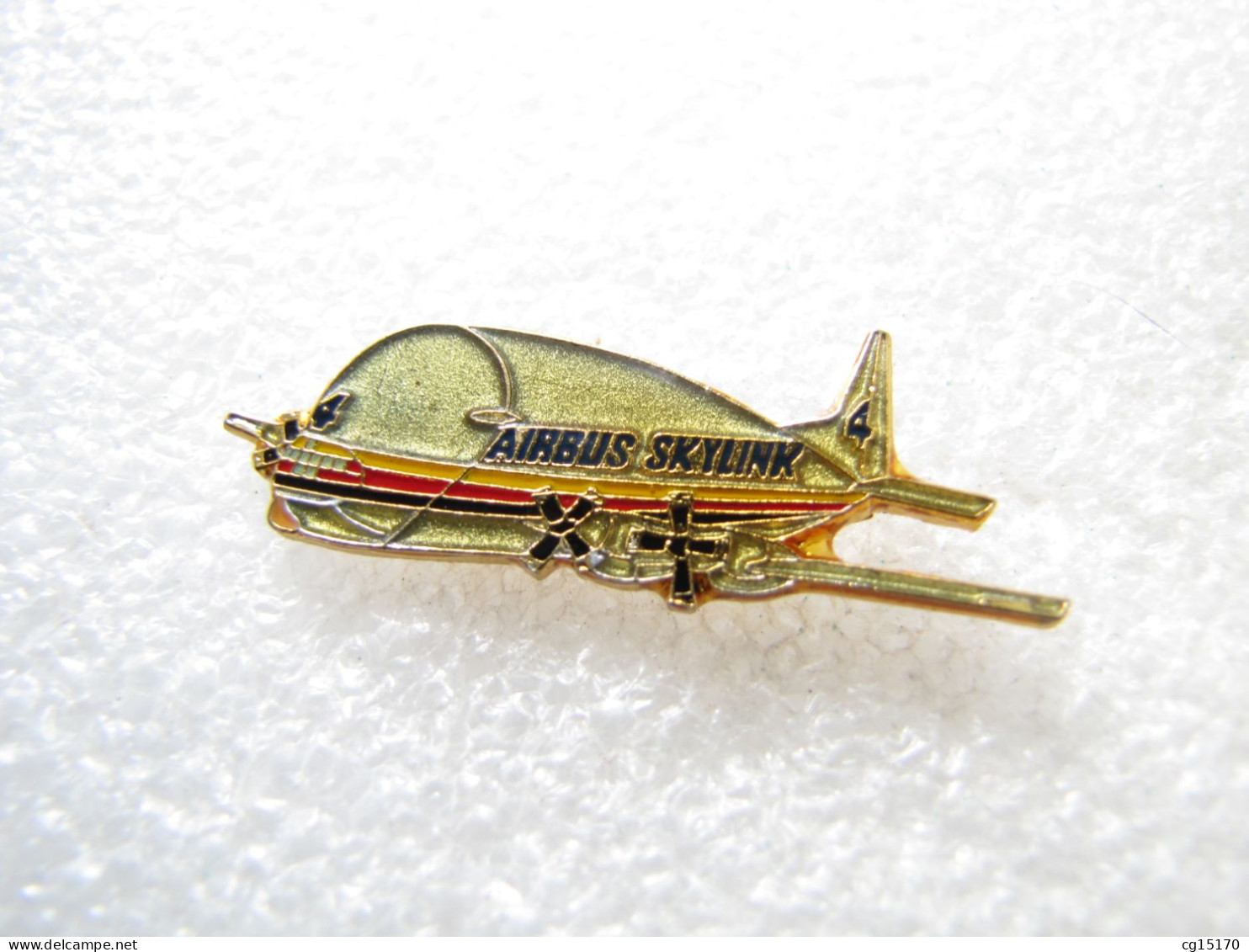 PIN'S    AIRBUS  SKYLINK - Airplanes