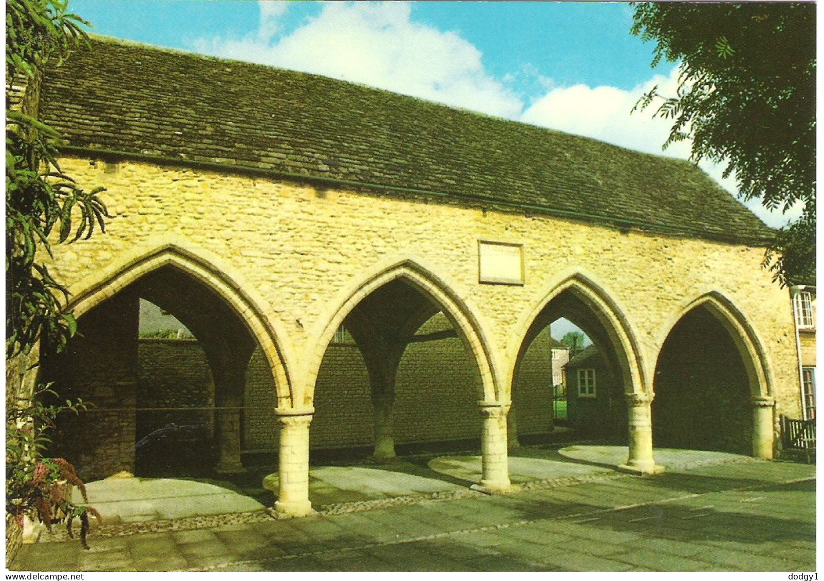ST. JOHN'S HOSPITAL, CIRENCESTER, GLOUCESTERSHIRE, ENGLAND. UNUSED POSTCARD Mm5 - Other & Unclassified
