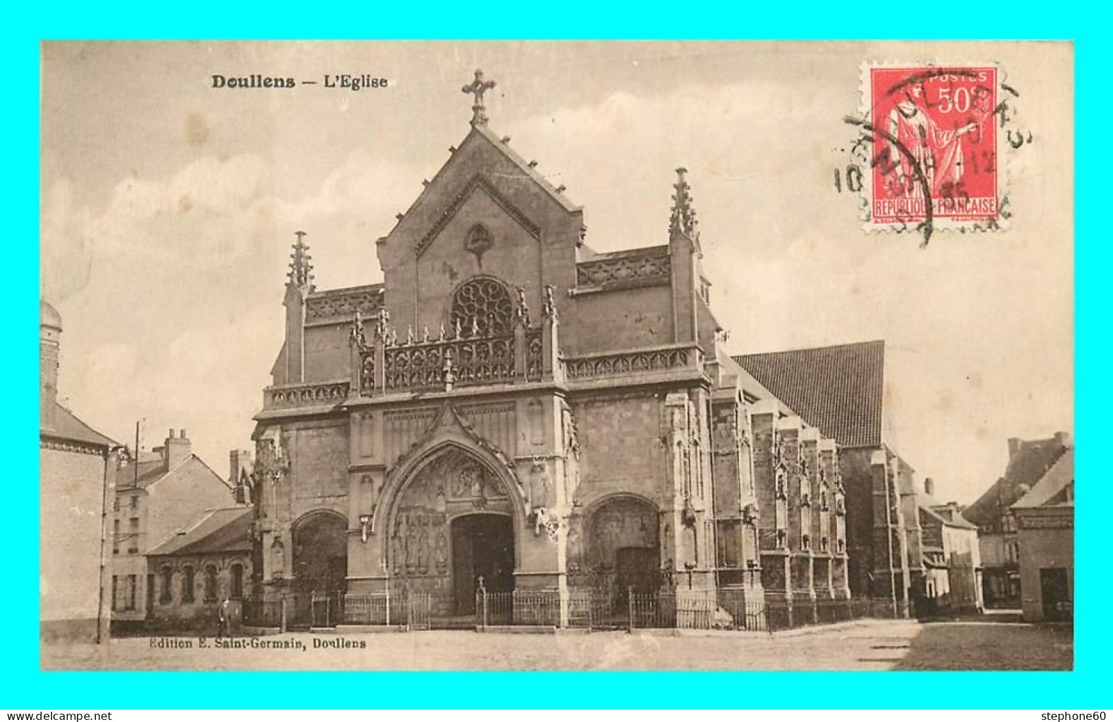 A736 / 043 80 - DOULLENS Eglise Notre Dame Place Du Chateau - Doullens