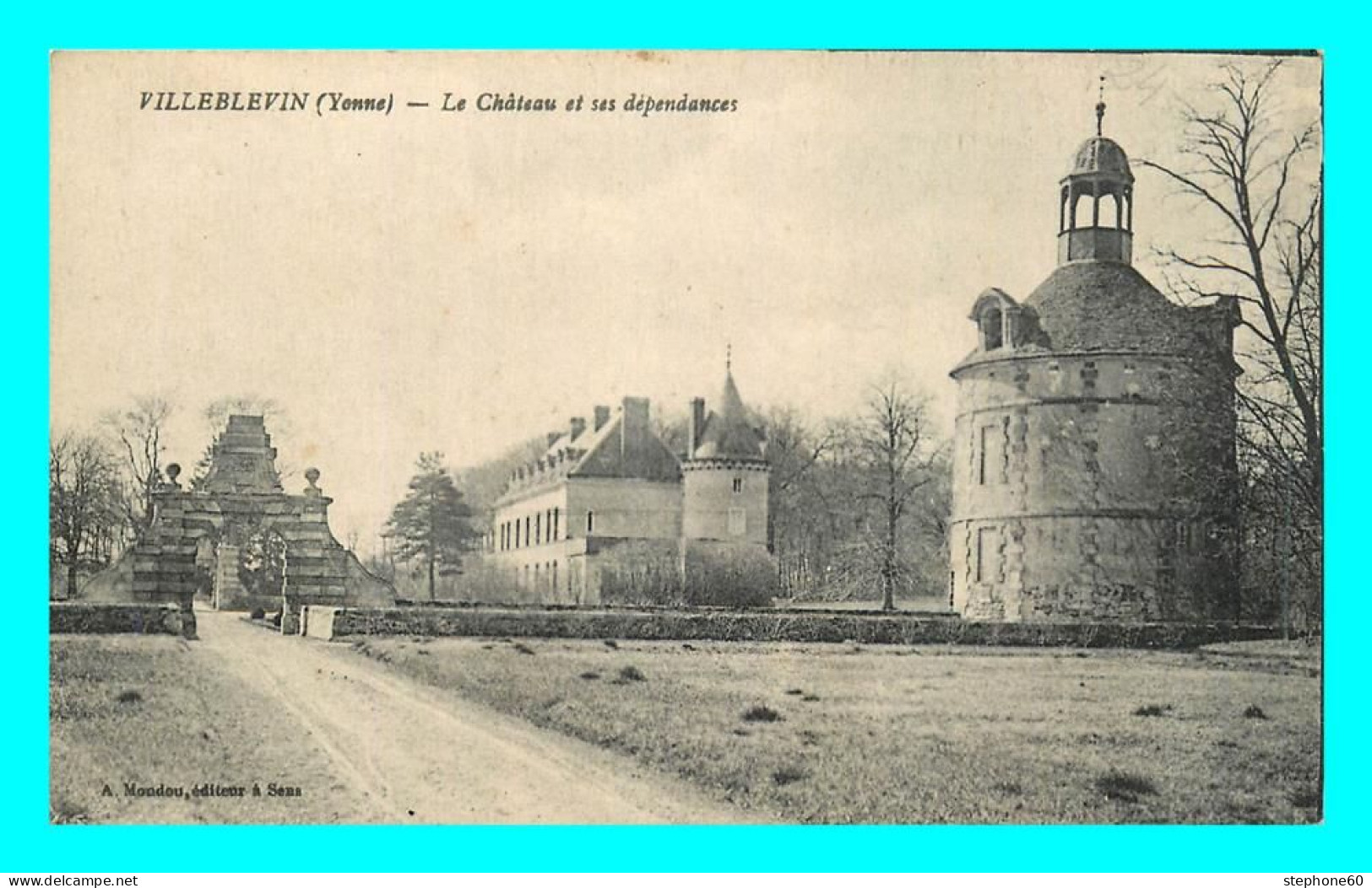 A753 / 043 89 - VILLEBLEVIN Chateau Et Ses Dépendances - Villeblevin