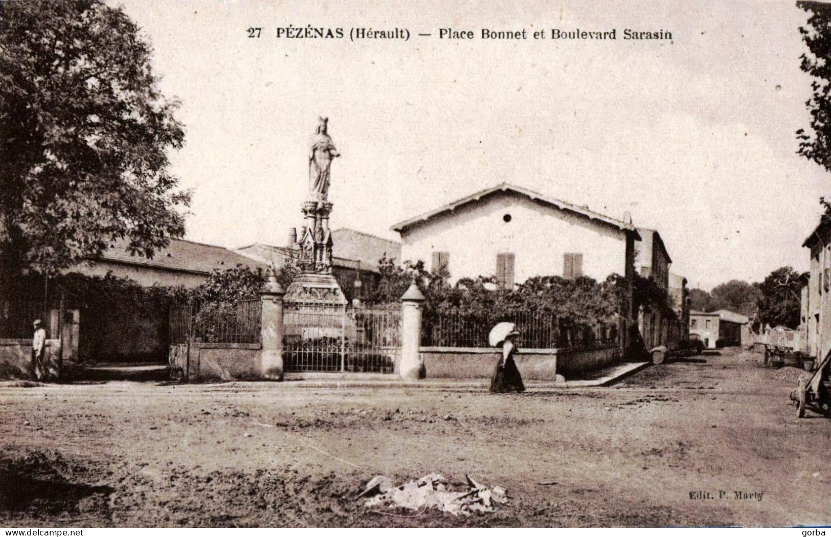 *CPA  - 34 - PEZENAS - Place Bonnet Et Boulevard Sarasin - Pezenas