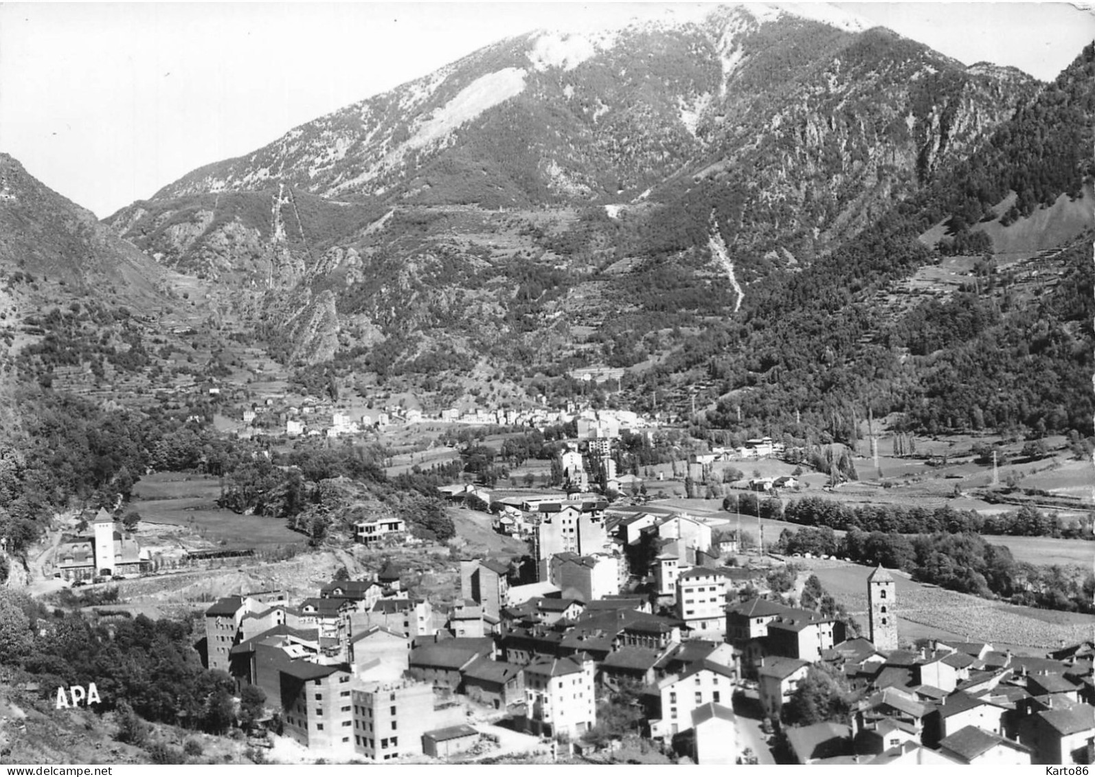 Valls D'andorra * Andorra La Vella * N°604 * Vista General Al Fons Les Escaldes , Andorre * éditeur APA - Andorre