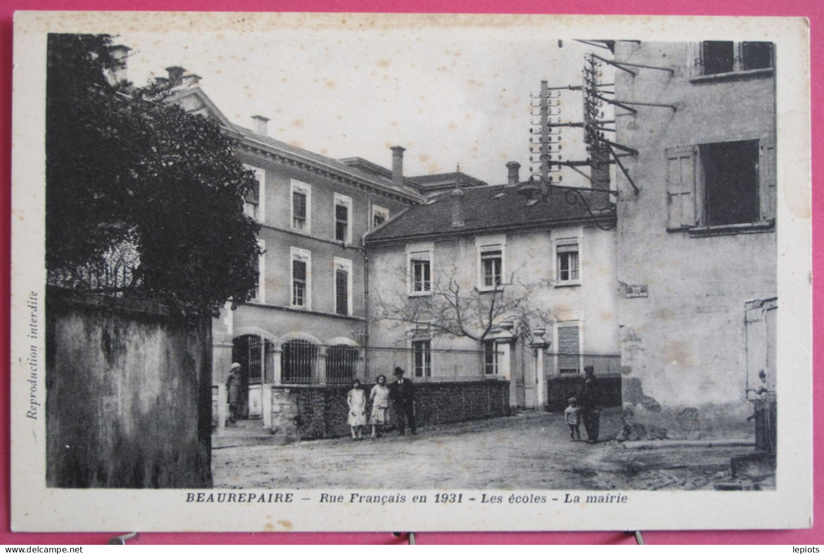 38 - Beaurepaire - Rue Français En 1931 - Les écoles - La Mairie - Beaurepaire