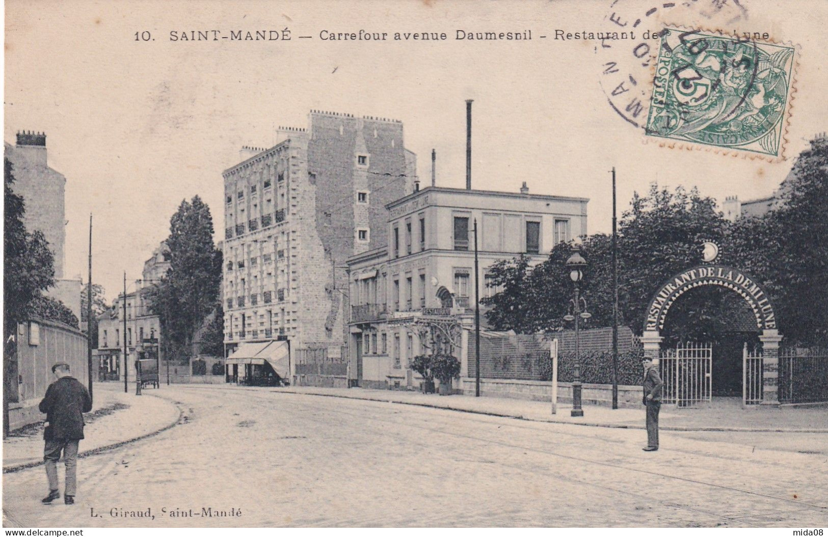 94. SAINT MANDE . Carrefour Avenue Daumesnil . Restaurant De La Demi Lune . Animée - Saint Mande