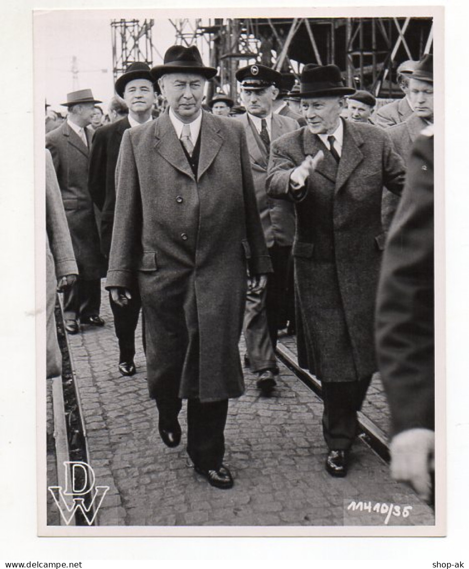 C2811/ Bundespräsident Heuss In Hamburg  Deutscher Werft Foto 17 X 13 Cm  - Unclassified