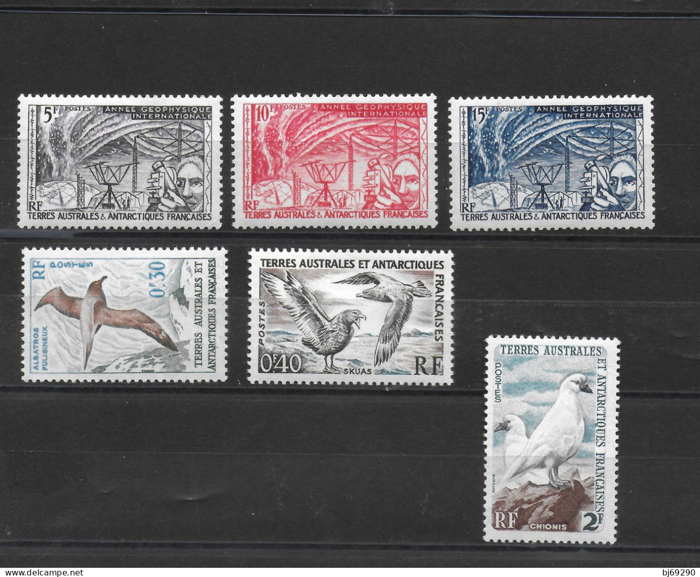 TAAF - Timbres 8-9-10 (1957) -12-13 (1958) -13A (1960) Neufs ** - Unused Stamps